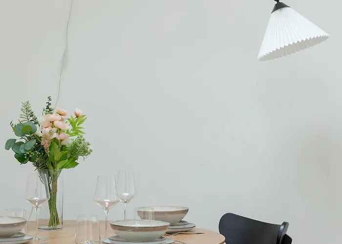 Minimalist Bright Kopernika Near Old Town In By Renters Apartment