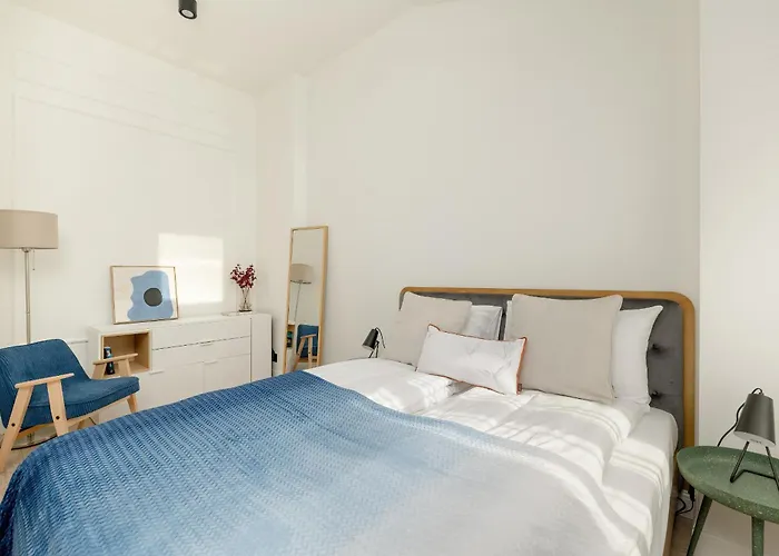 Minimalist Bright Kopernika Near Old Town In By Renters アパート *