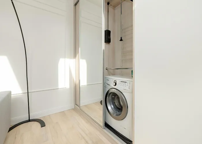 Minimalist Bright Kopernika Near Old Town In By Renters Apartment Poznan