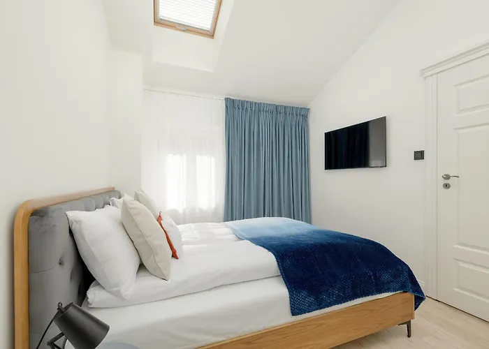 Minimalist Bright Kopernika Near Old Town In By Renters アパート